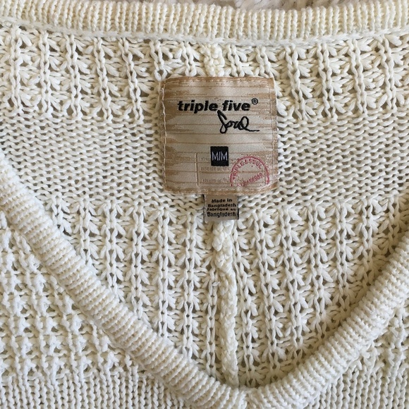 ✨WOMENS TRIPLE FIVE SOUL SWEATER - Picture 2 of 3